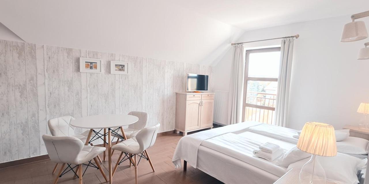 Apartamenty Sasinowka Ngoại thất bức ảnh