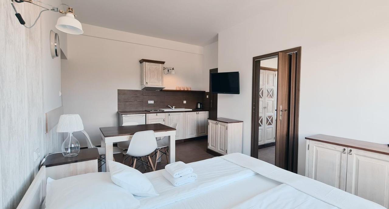 Apartamenty Sasinowka Ngoại thất bức ảnh